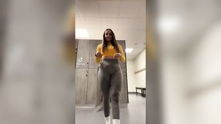 Sexy TikTok Girls: serious phat ass #4