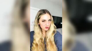 Sexy TikTok Girls: Arianna ass is jello #2