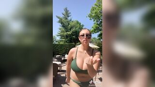 Sexy TikTok Girls: Plenty of puddin #4