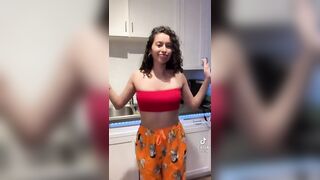 Sexy TikTok Girls: Clap them cheeks!!!! #3
