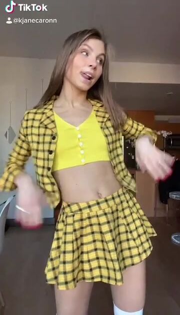 I’m gonna miss these Halloween thots