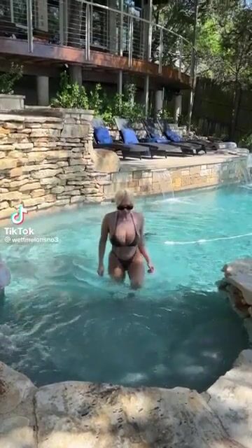 Fucken stacked ????