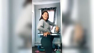 Sexy TikTok Girls: Tiktok Milf #3