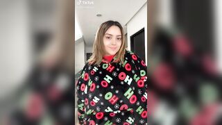 Sexy TikTok Girls: Ari joins the challenge #1