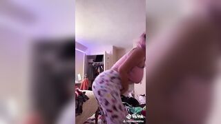 Sexy TikTok Girls: On a whole nother level of bouncy #4