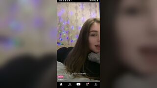 Sexy TikTok Girls: Live stream ass jiggles #4