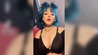 Sexy TikTok Girls: What a view... #2