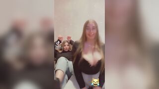 Big boobs dance ????