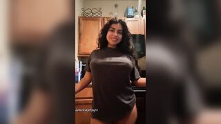 Sexy TikTok Girls: this will be way better without t-shirt #2