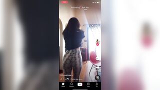 Sexy TikTok Girls: This new trend is not so bad #4