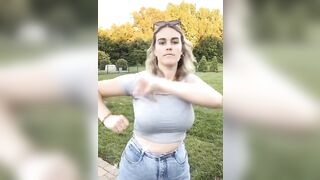 Sexy TikTok Girls: Do you think she knew what she was doing ♥️♥️ #2