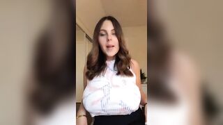 Sexy TikTok Girls: Just lift the shirt up a little #3