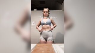 Sexy TikTok Girls: Cassie's phat ass.... #2