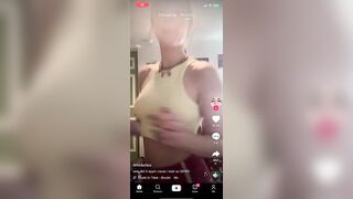 Sexy TikTok Girls: When she shakes it ♥️♥️ #1