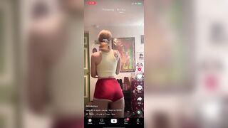 Sexy TikTok Girls: When she shakes it ♥️♥️ #4