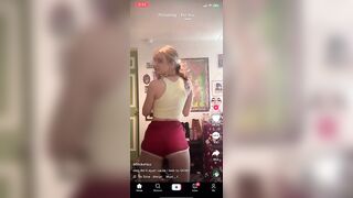Sexy TikTok Girls: When she shakes it ♥️♥️ #3