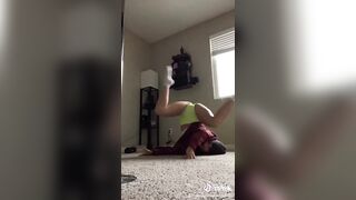 Sexy TikTok Girls: Flexible plumpy rumpy #4