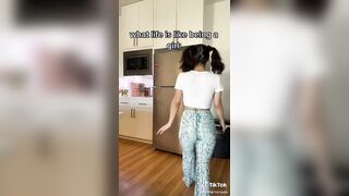 Sexy TikTok Girls: when see started bouncin I lost it #4