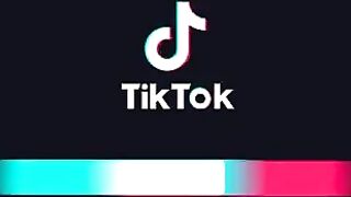 Sexy TikTok Girls: My personal trainer in a summer bikini #4