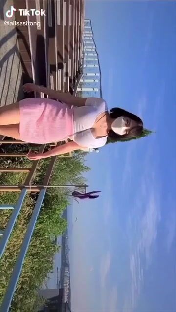 Amazing figure on this TikTokThot