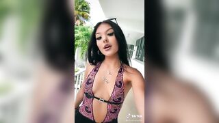 Sexy TikTok Girls: 10/10 would love to see her be more risque #4