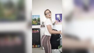 Sexy TikTok Girls: When I saw the pants I knew it was over - PAWG ♥️♥️ #4