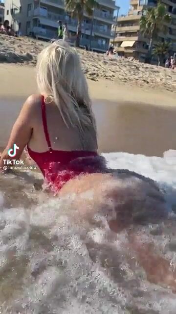 Big ass crashing against small waves