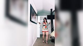 Sexy TikTok Girls: This wagon!!!! ♥️♥️ ♥️♥️ #2