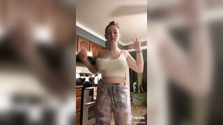 Sexy TikTok Girls: I can't stop staring at it #4