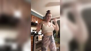 Sexy TikTok Girls: I can't stop staring at it #3