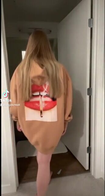 I did the silhouette challenge. What do you think? ????