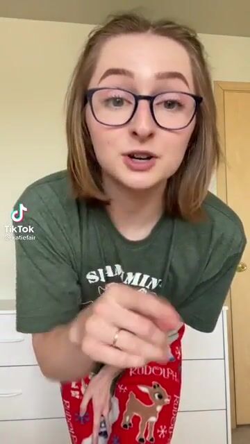 She does this for the other girls, totally not to promote her OF