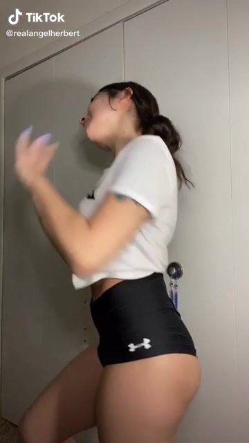 Thickummmmzzz