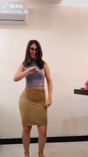 Everyone had that one fine ass sub teacher