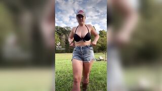 Sexy TikTok Girls: Rockin my mombod #2