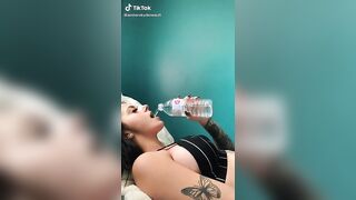 Sexy TikTok Girls: I don’t understand this trend #2