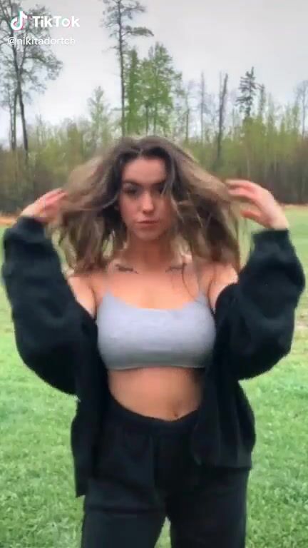 Dancing in the rain @nikitadortch