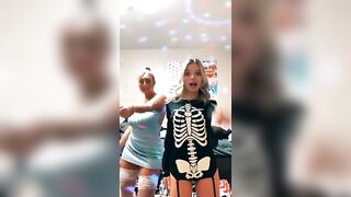 Sexy TikTok Girls: Roomies #1
