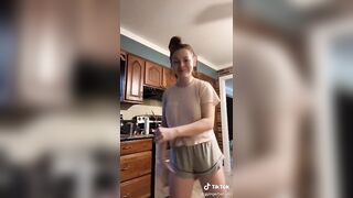 Sexy TikTok Girls: What was her hair color? #4