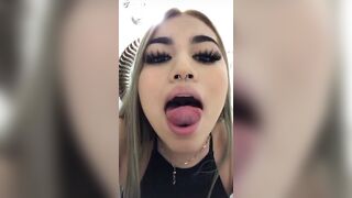 Sexy TikTok Girls: What that tongue do tho #3