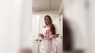 Sexy TikTok Girls: Didn't know she moves like that #2