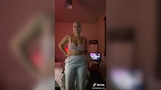 Sexy TikTok Girls: Best kind of thicc #3