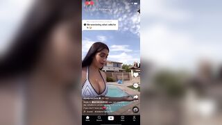 Sexy TikTok Girls: We love that cellulite #1