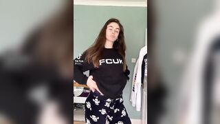 Sexy TikTok Girls: That thicc and abs, too hot #2