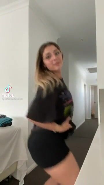 Best booty on tiktok
