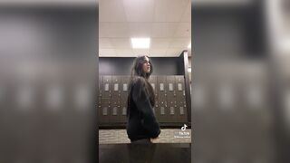 Sexy TikTok Girls: That’s impressive, imagine the backshots ♥️♥️ #4