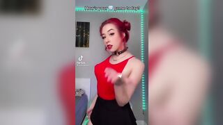 Sexy TikTok Girls: The bounce, the face #4