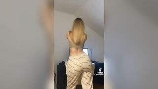 Sexy TikTok Girls: This amount of Cake should be illegal #4