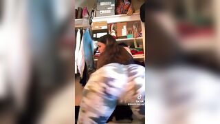 Sexy TikTok Girls: Best ass bounce i saw all day #3