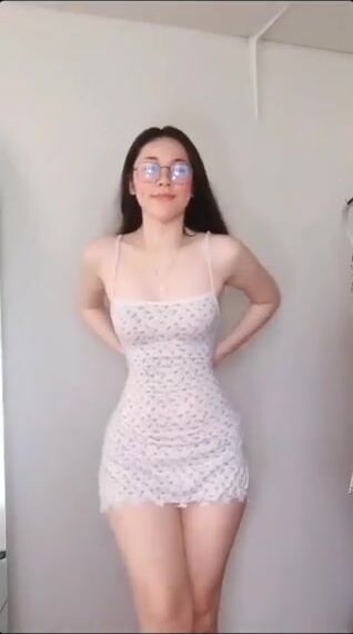 Pliz help..does anybody know who she is??